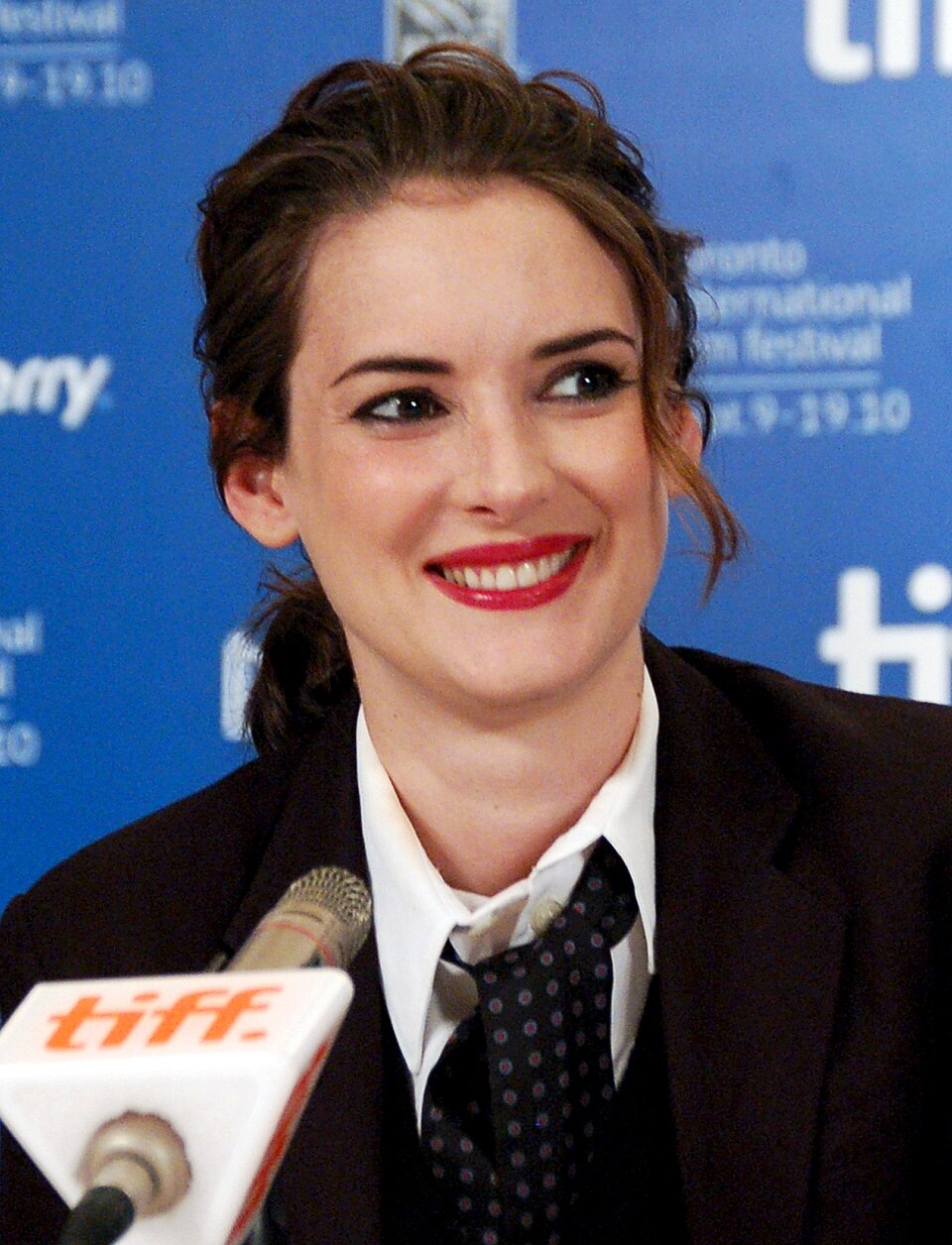 Winona Ryder’s 90s Run – Why That Decade Still Defines Her